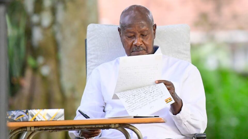 Museveni 23