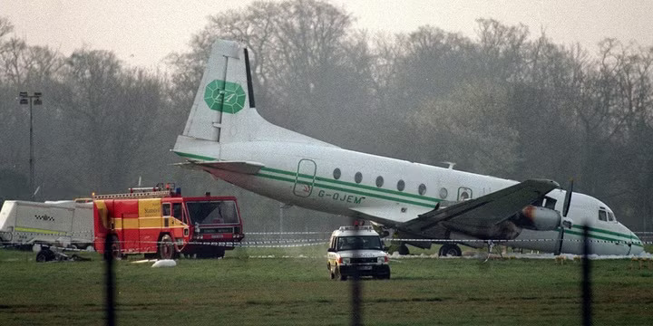 leeds flight